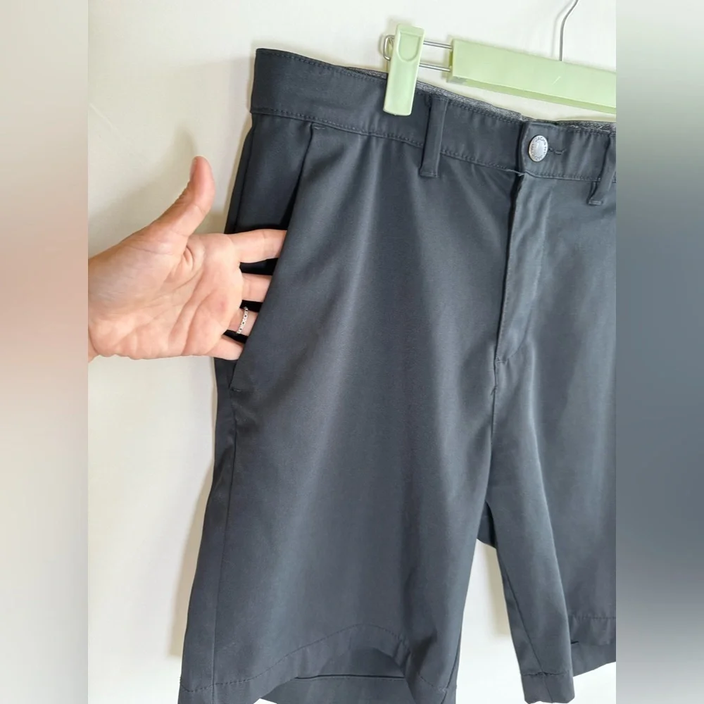 Jachs New York Performance shorts • Men’s size 34